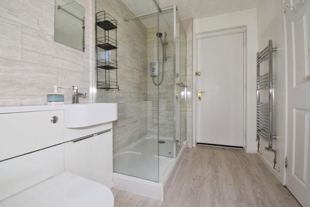 Ground Floor Shower