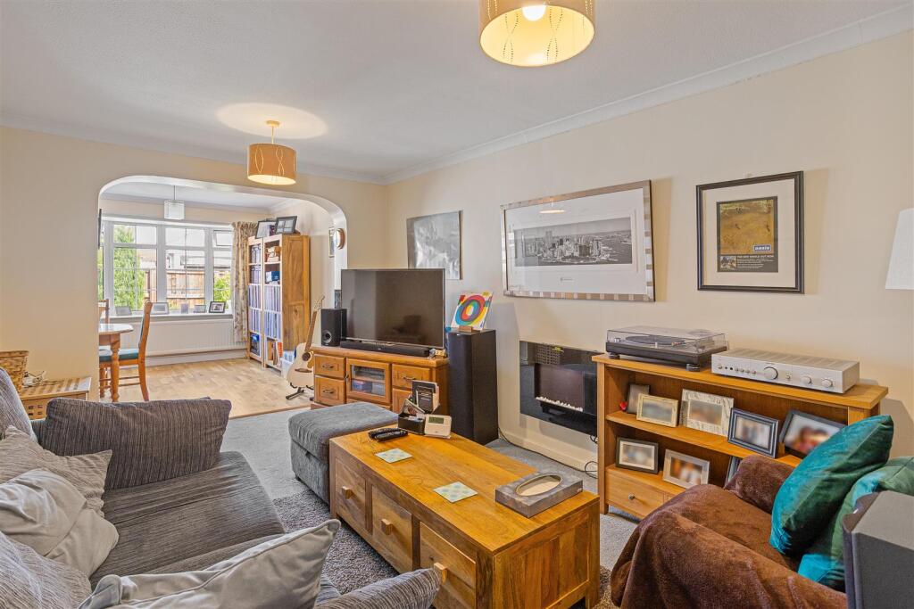 17_Chantry_Close_10.jpg