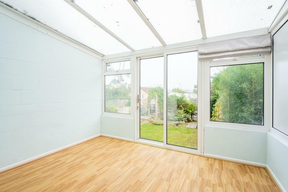 51 Holcombe Close BA2 6UP-6.jpg