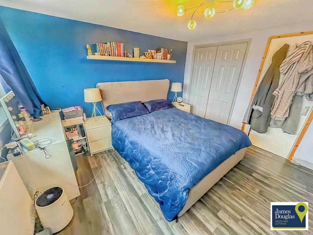Bed12