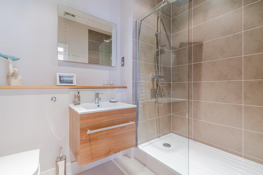 Flat 6 Regal House-4.jpg
