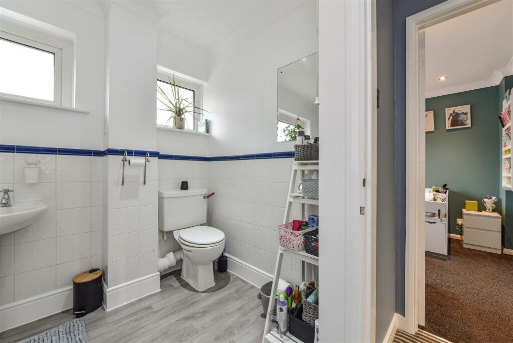Bathroom to Hall.jpg