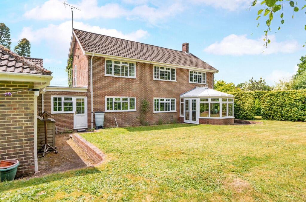 1298614-7-68307cf...