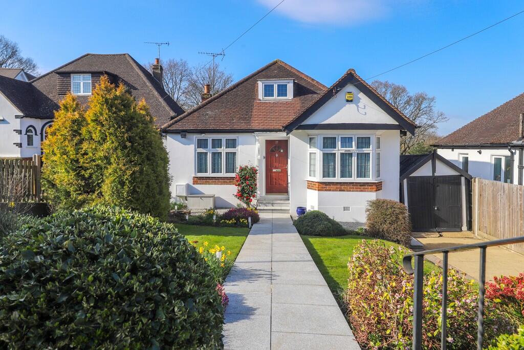 27 Hillside Cresc...