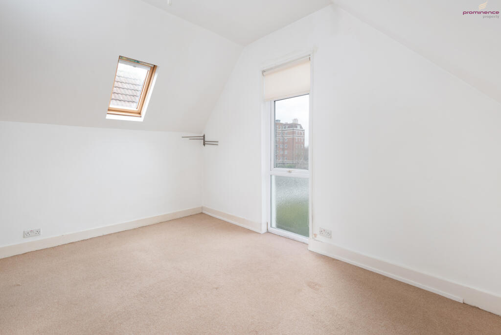 Flat 3, 16 Lawrence Road-2