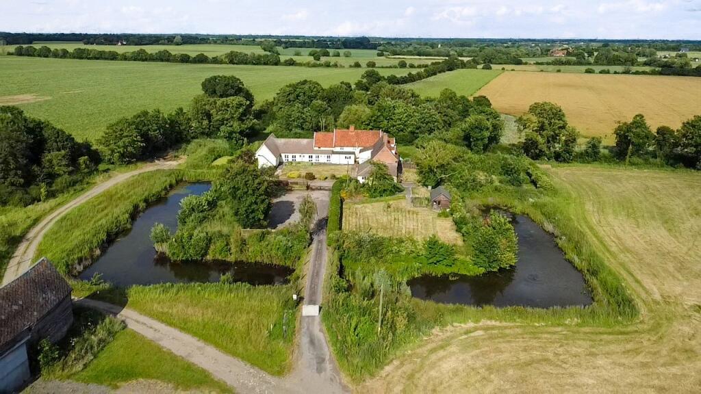 Moated Gardens