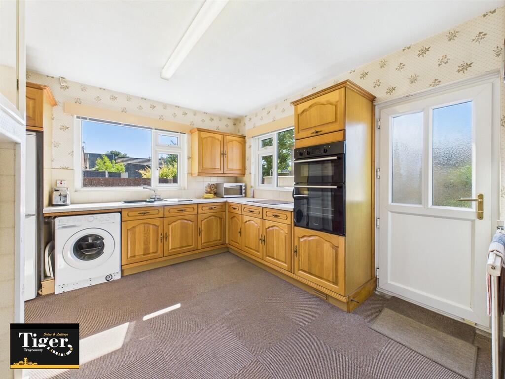 CAM03440G0-PR0325...