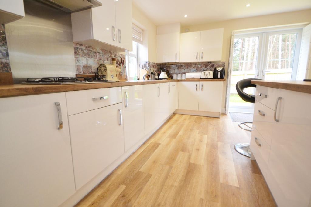Kitchen/Breakfast Ro