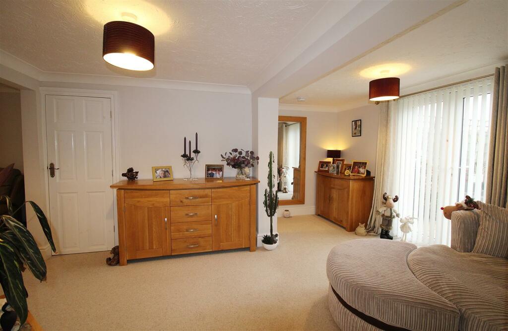 Living / Dining Room