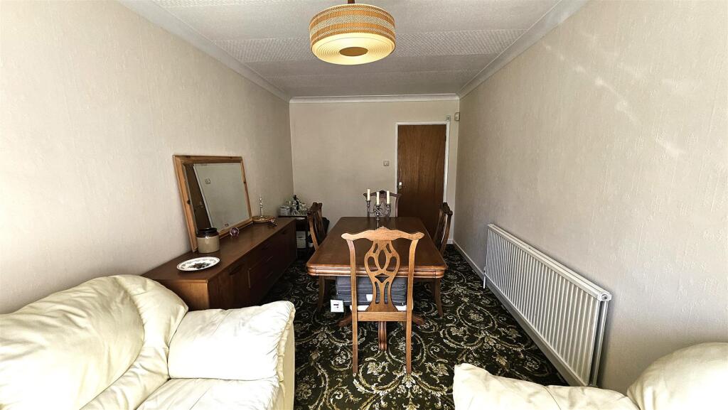 Dining Room 2.jpg