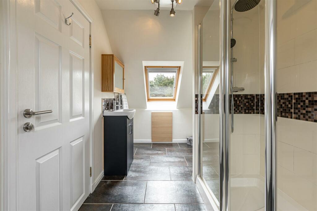 11 Killie Court Tweedbank 46.JPG