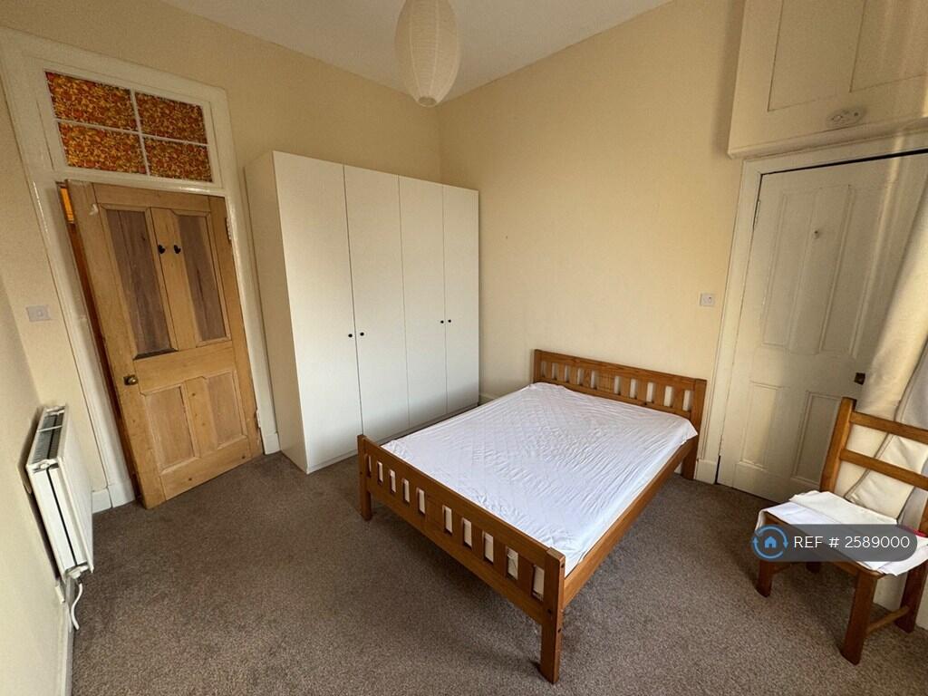 Rear Bedroom 