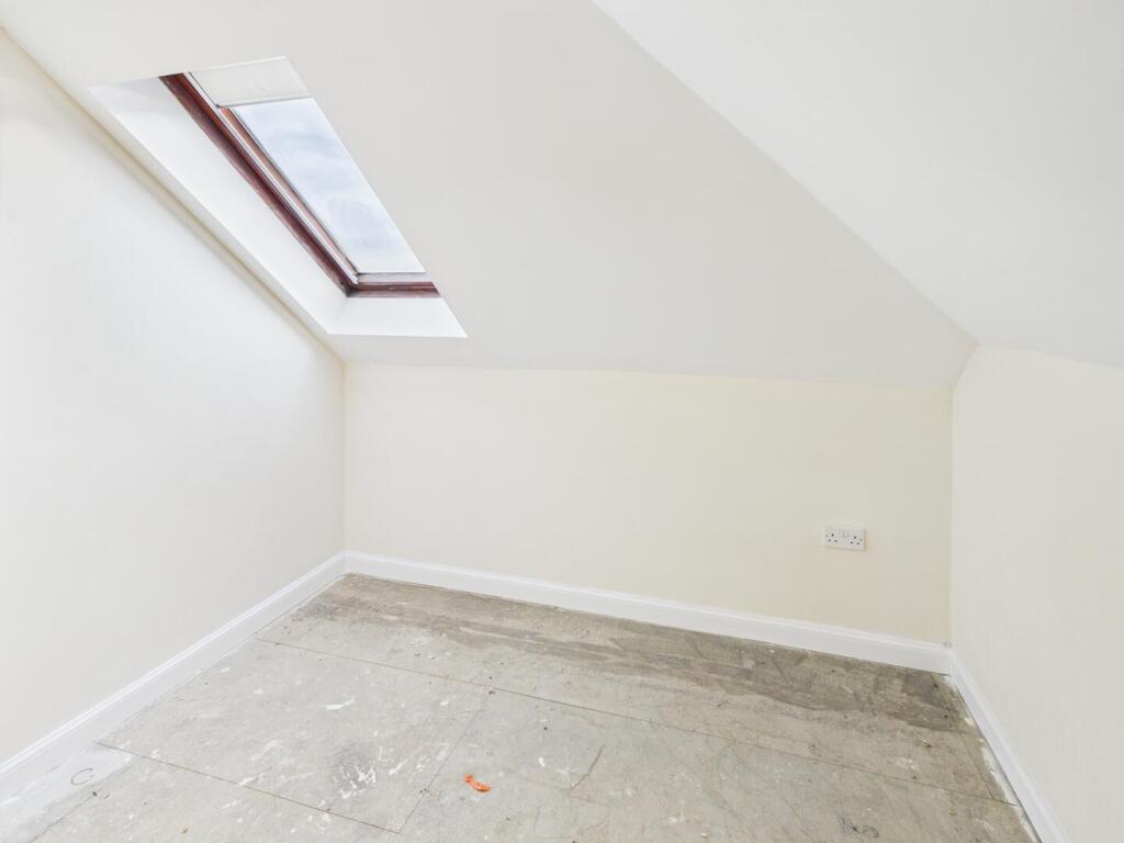 Top Landing/office space