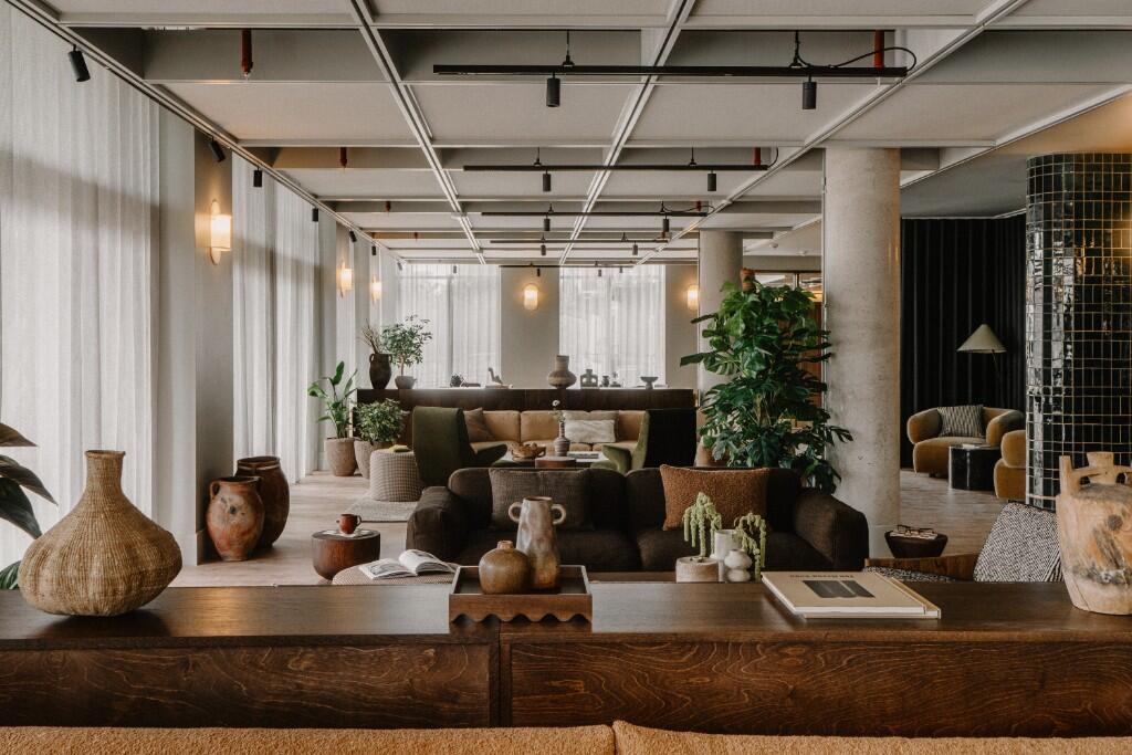 Ground Floor Lounge