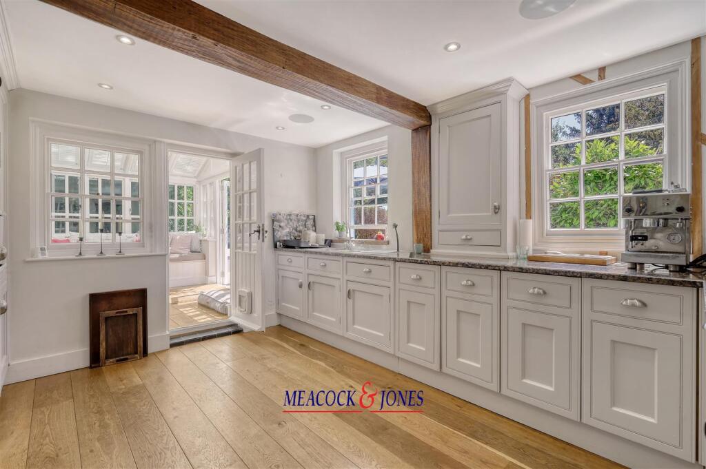 img_3497_6 copy 2.jpg