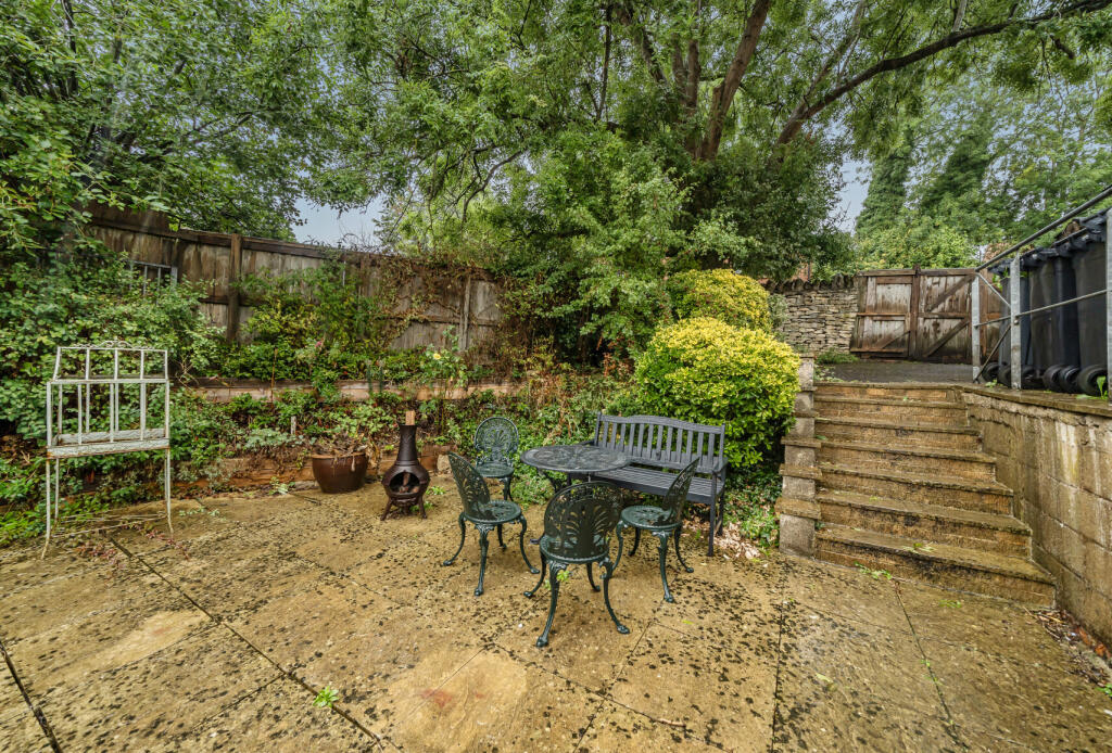 1342183-3-68b83db...