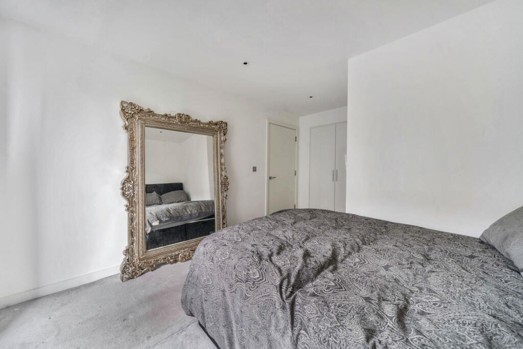 1340544-10-68a336...