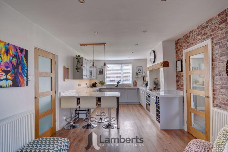 Kitchen/Diner/Family Room