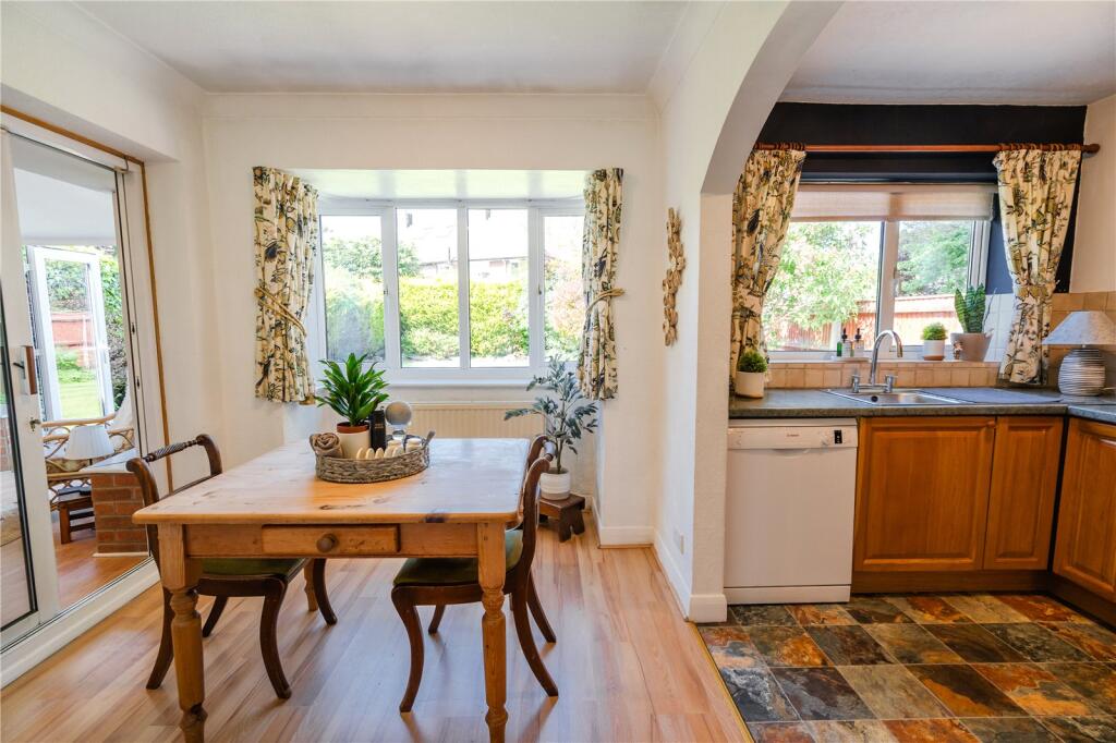 Dining Room (2)