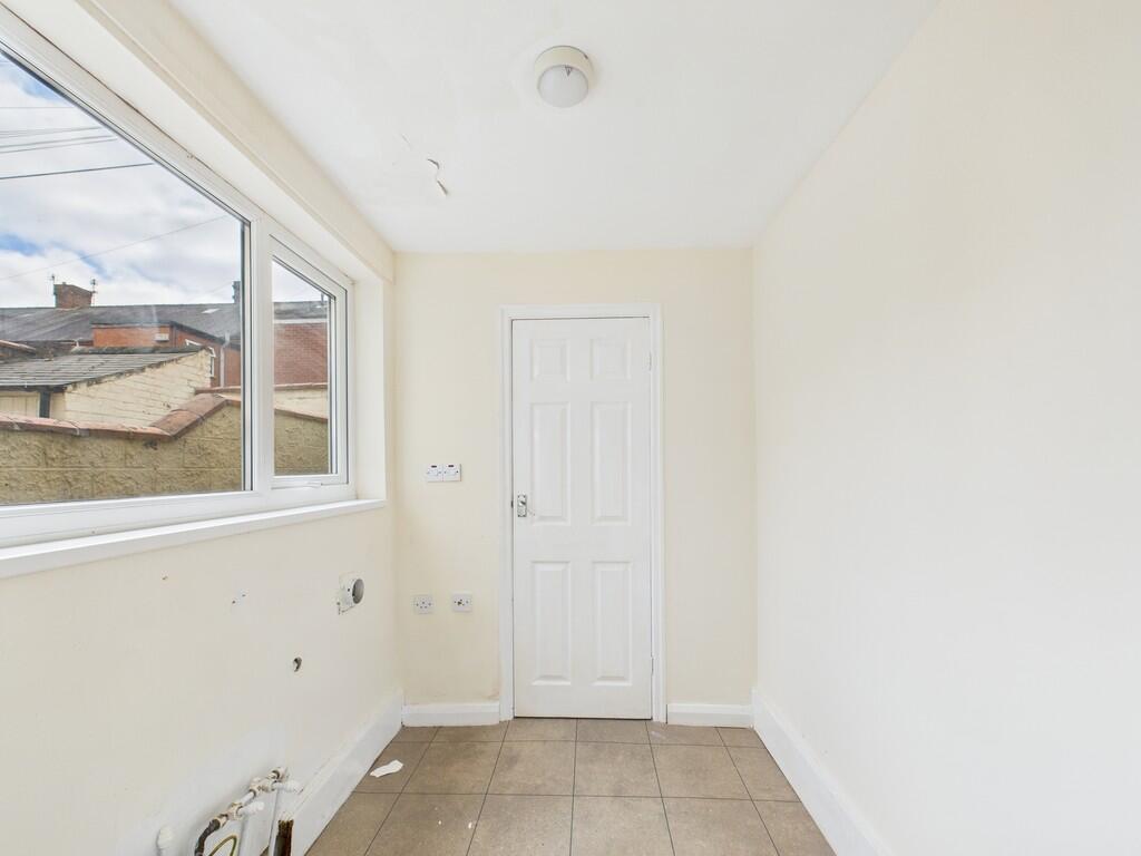 CAM01835G0-PR0316...