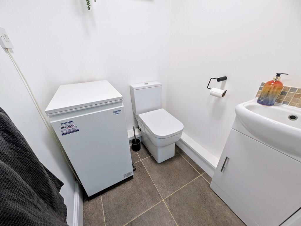 PXL_20250517_0955...