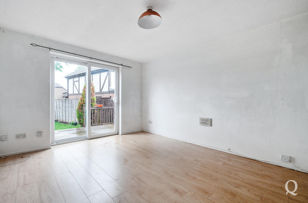 647087d2-795b-4cd...