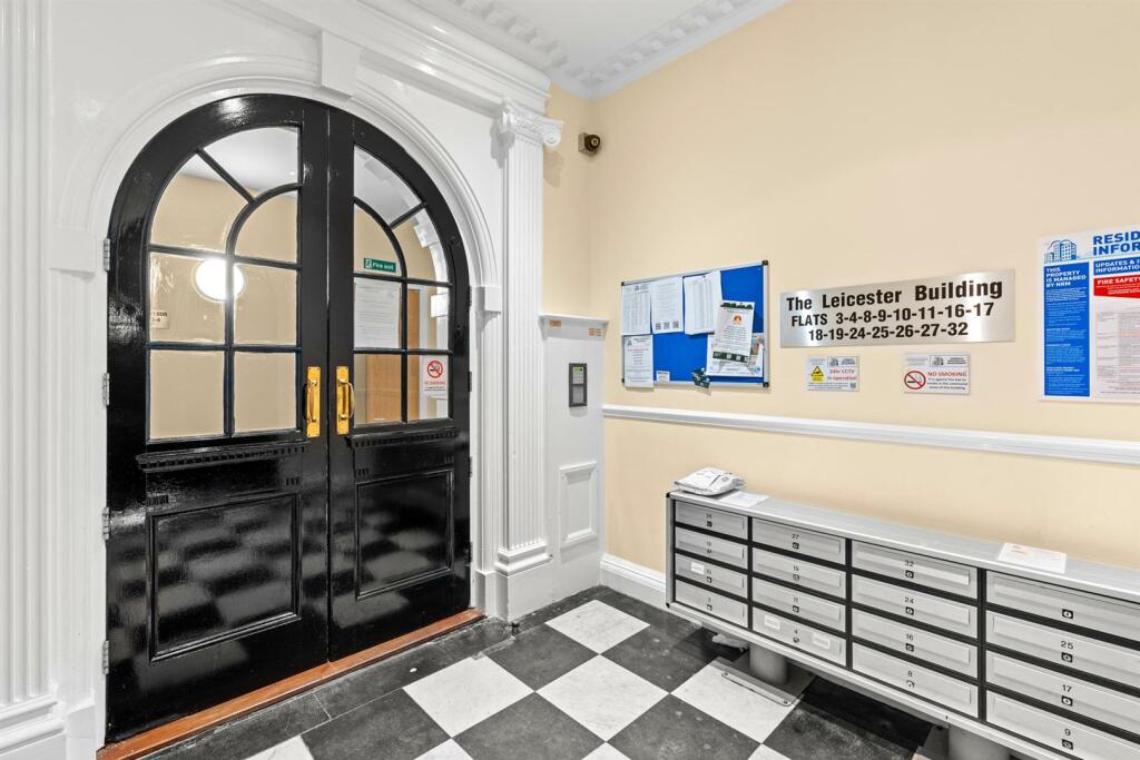 LeicesterHouse-005.jpg