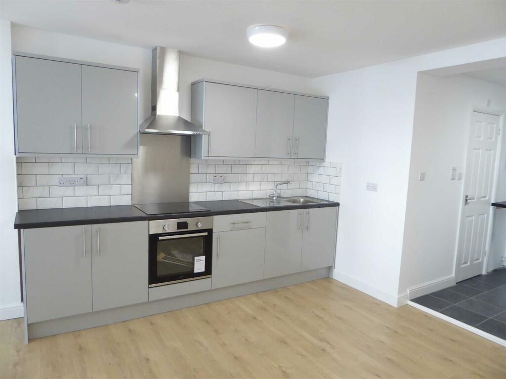 Kitchen Dining Area