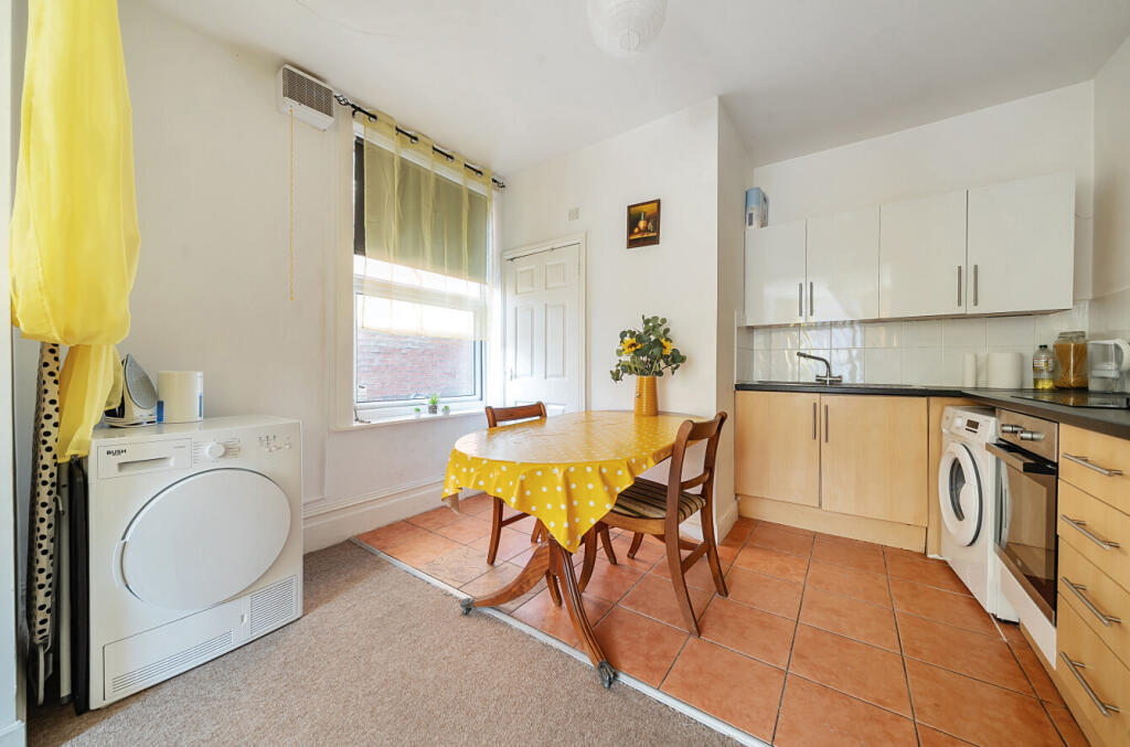 1333179-4-68933f0...