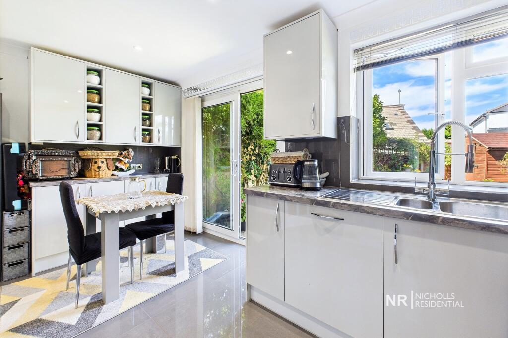 Kitchen/Breakfast Room 2