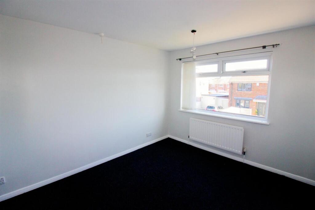 bedroom one.JPG