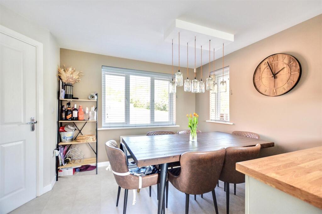 Kitchen Diner_3.jpeg