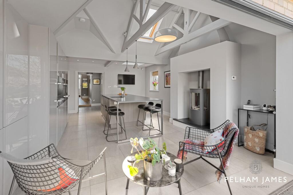 Relaxed Kitchen Seating Area, 68 Tinwell Road, Stamford