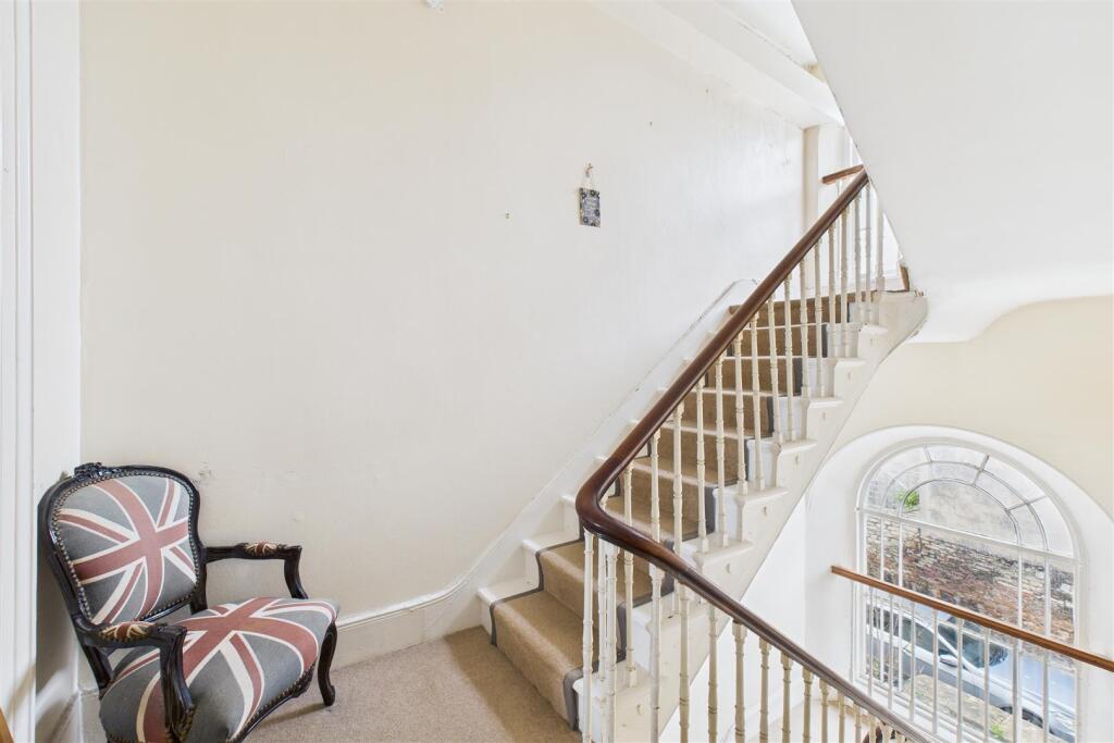 33 Pembroke Road, Clifton, Bristol BS8 3BE | Freeh