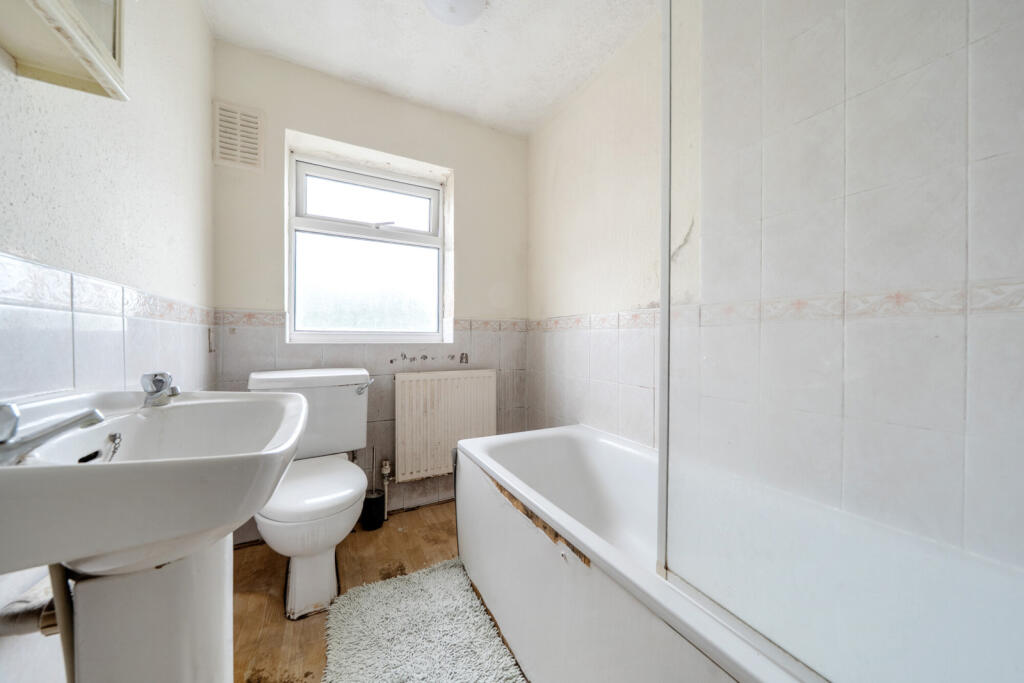 1298236-18-682b26...