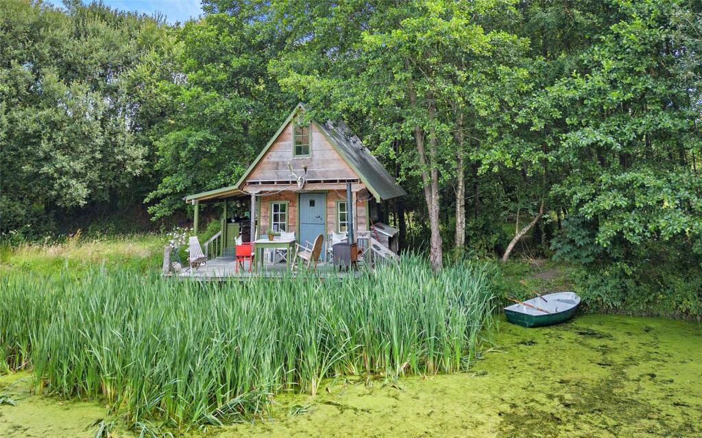 Lake &amp; Lake House
