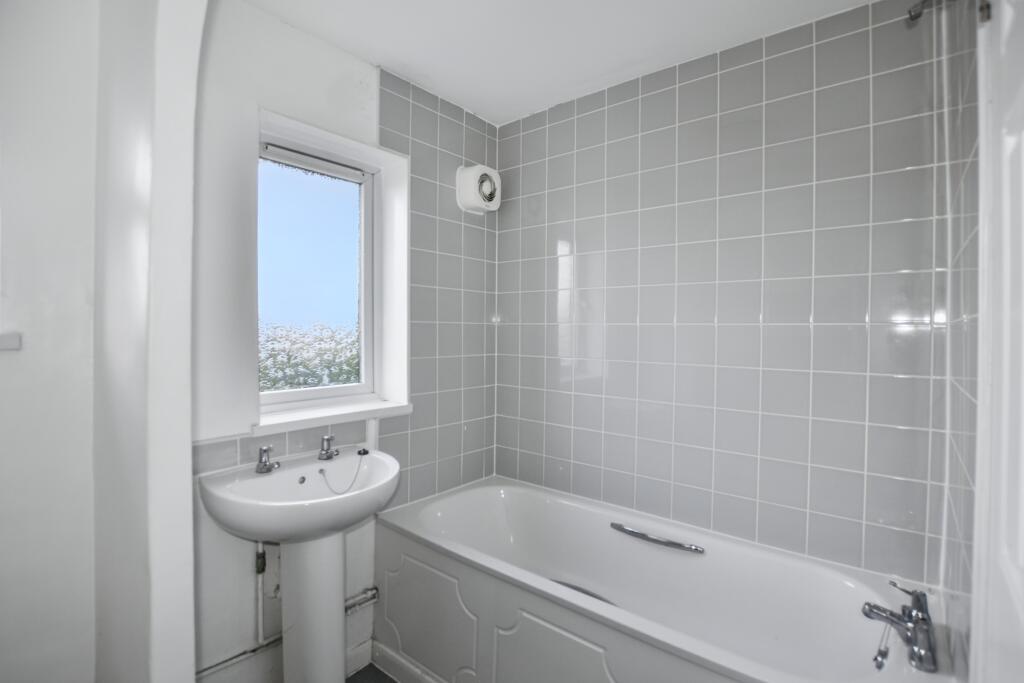 27 Marden Crescent, Bexley, Kent, DA5 1PW