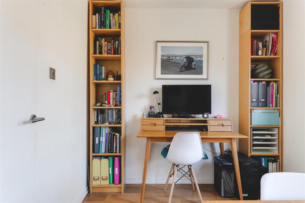 Halidon Close-21.jpg