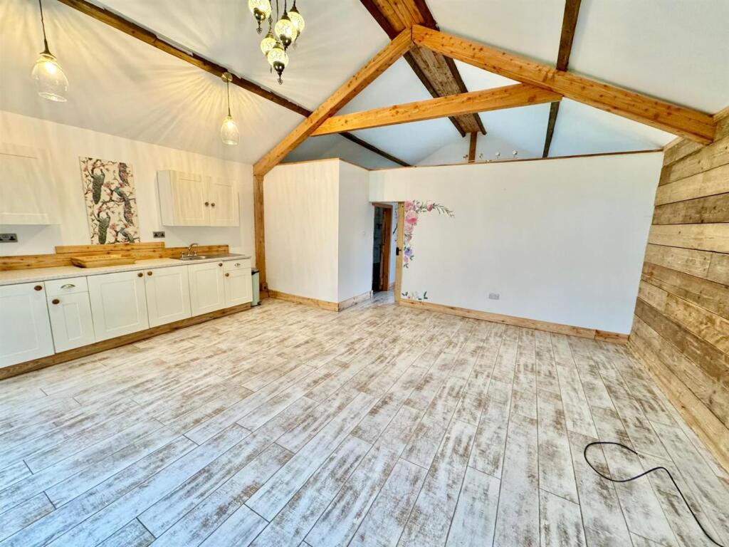 PHOTO-2025-02-21-07-23-40 (20).jpg