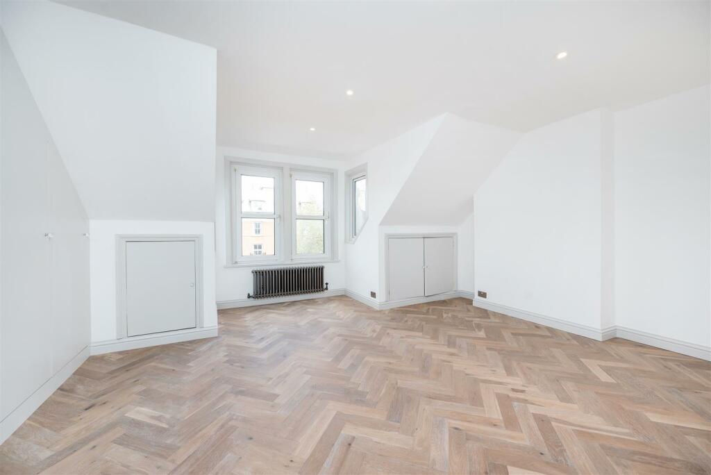 Principal bedroom 2 - Edgware Road.jpeg