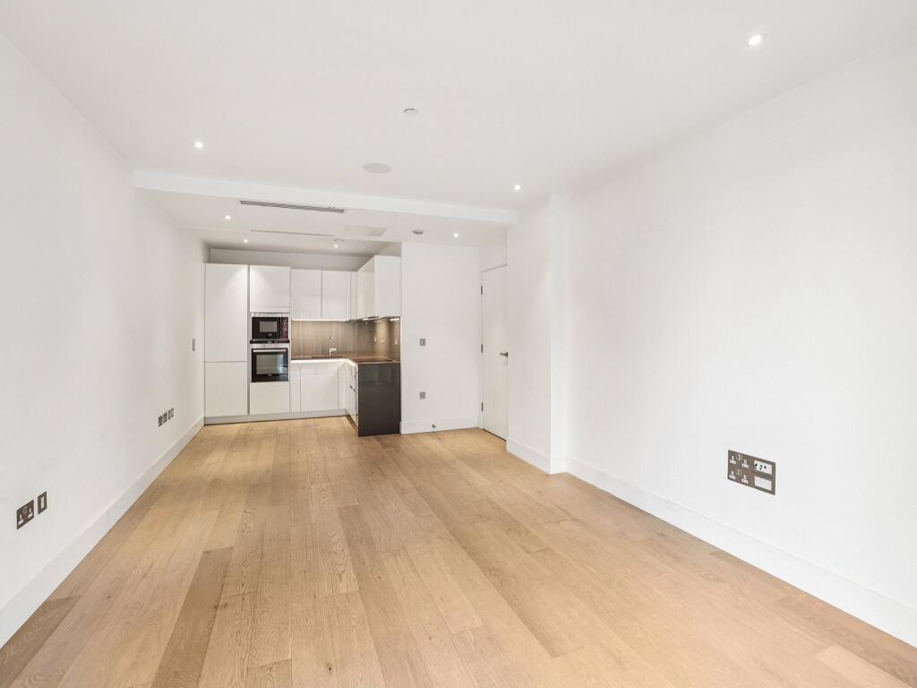 Westbourne Apartment