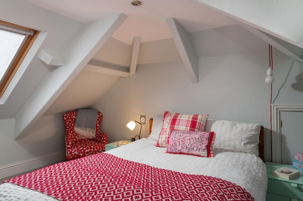 Bedroom 3_Duffryn House, 28 South Ford Road, Dartmouth