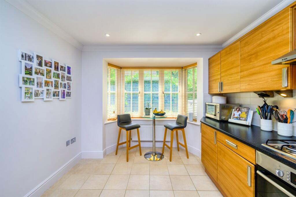 Kitchen/Breakfast Ro
