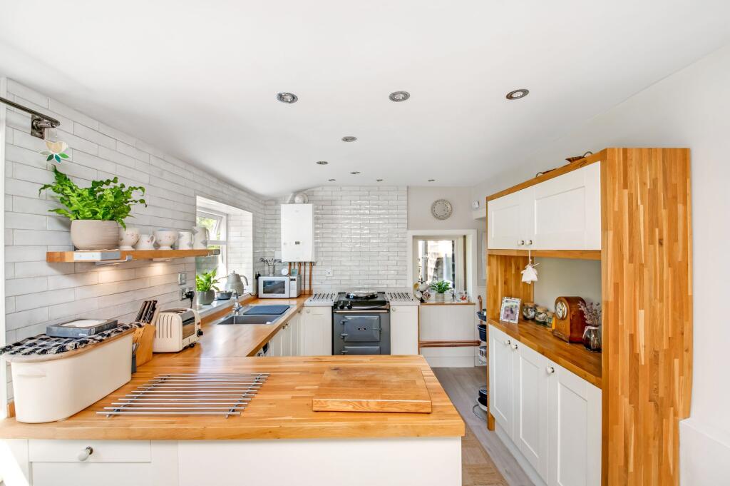 OPEN PLAN DINING KITCHEN