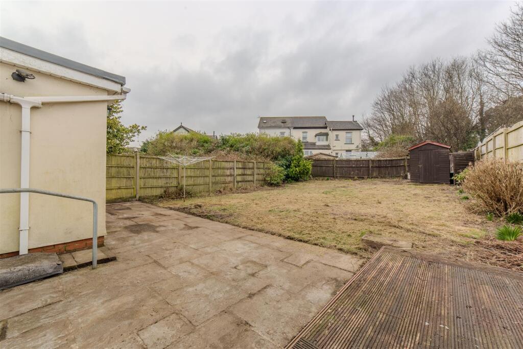 6 Woodfield Road-17.jpg