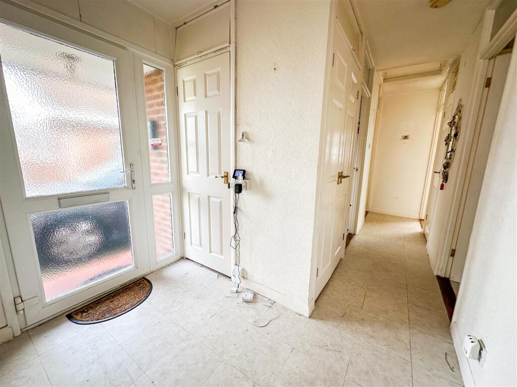 ENTRANCE HALLWAY