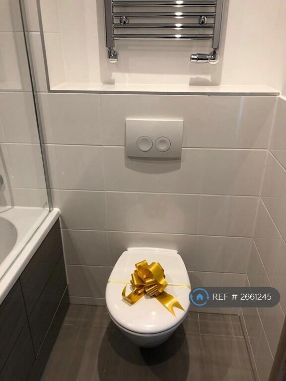 Main Bathroom