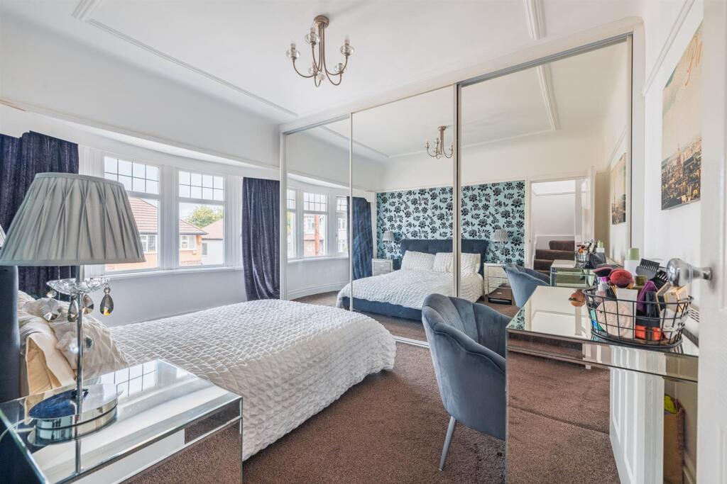 15 Claremount Way-13.jpg