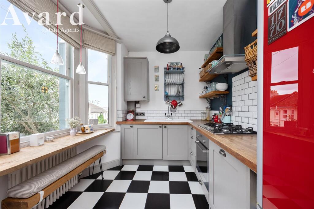 Crescent Road_46-001.jpg