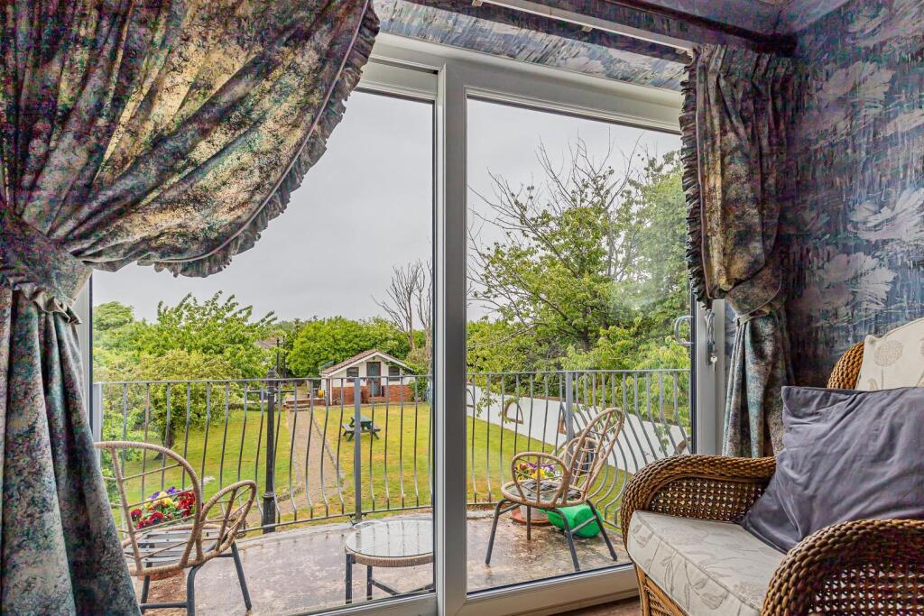 Smithies Avenue 29-25.jpg